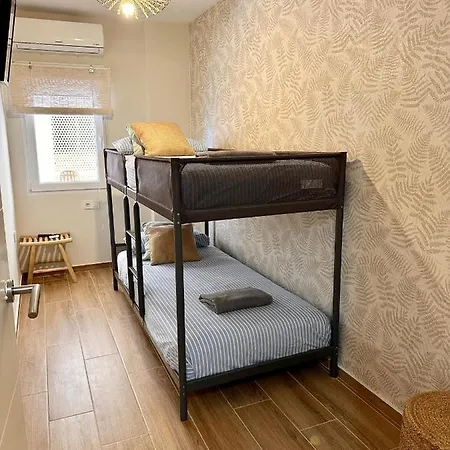 Amazing 3 Bedrooms With Pool Next To The Sea Апартаменты